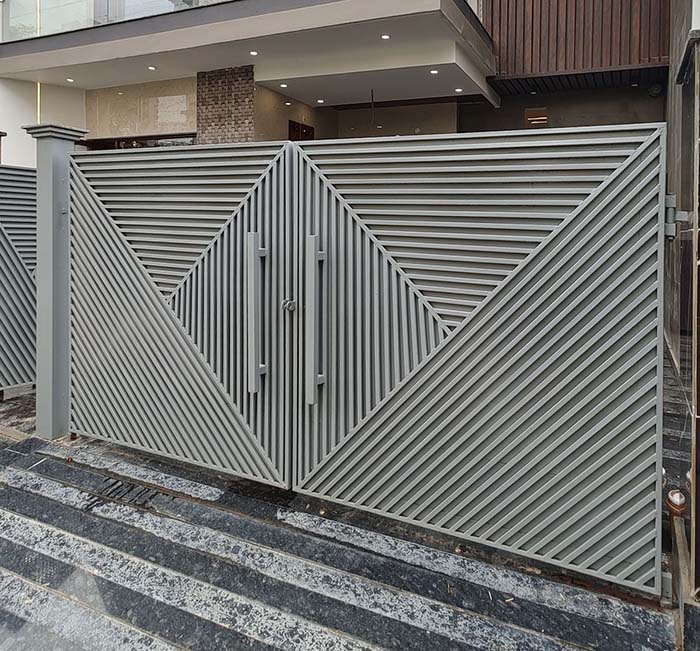 Mẫu cổng sắt 2 cánh đẹp hiện đại